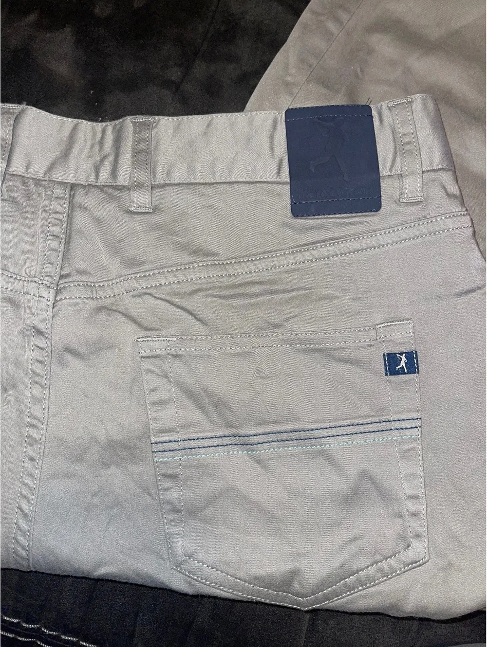 Live Forever Golf Men's Khaki Chino Pants Size 32